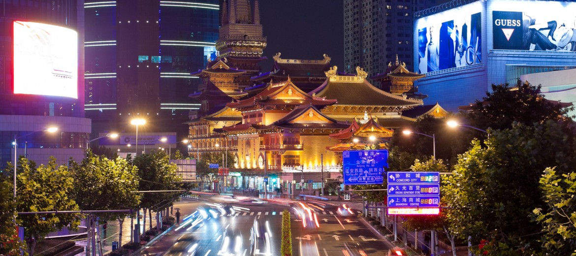 Omnis iste natus error sit voluptatem accusantium doloremque